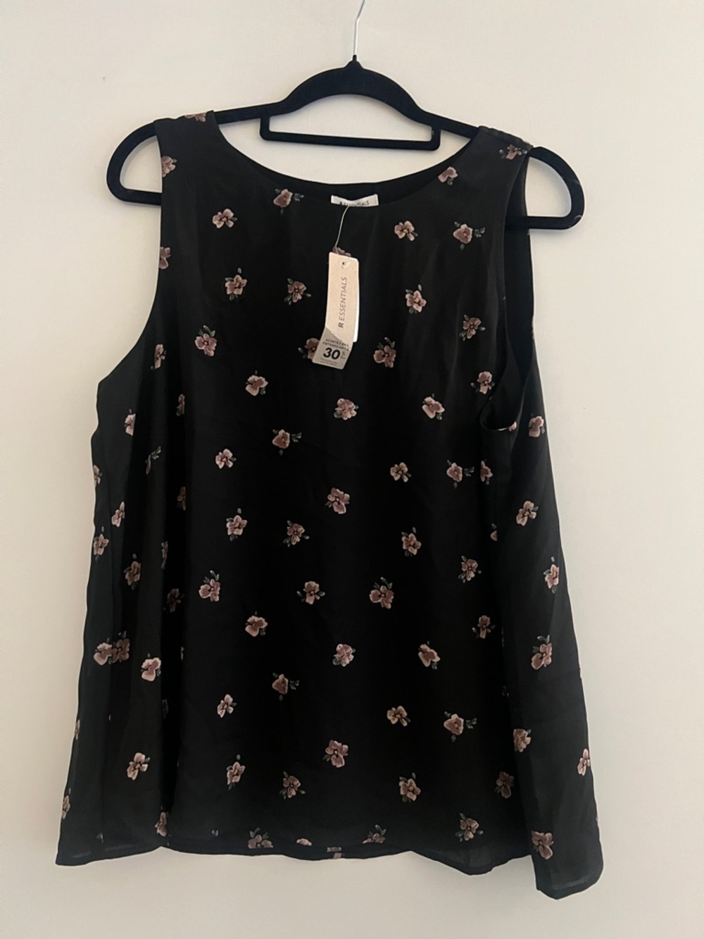 Reitmans R Essentials Black Floral Tank